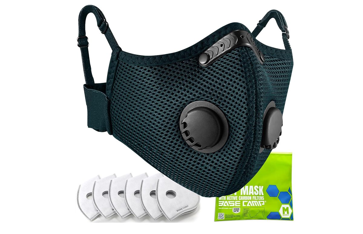 Best N95 Masks for Emergency Preparedness - Family Respiratory Protection Family wearing dust masks and respiratory protection
